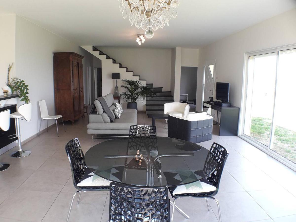 170 M² Entre Lyon Et St Etienne Villa Saint-Martin-la-Plaine Exterior photo
